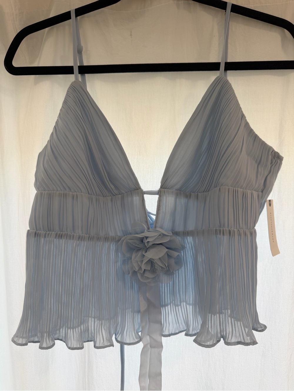 Ray Collection Light Blue Pleated Spaghetti-Strap Chemise Top with Floral Accent